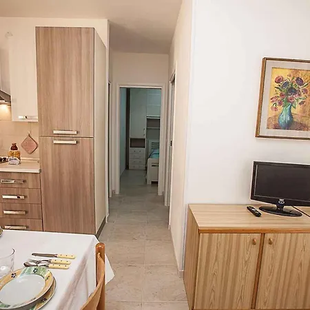Apartman In 25088